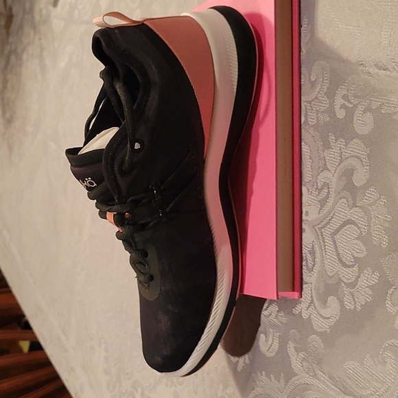 Ryka Dynamic Pro Black Camo Size 6 Women's Sneakers - Picture 4 of 11